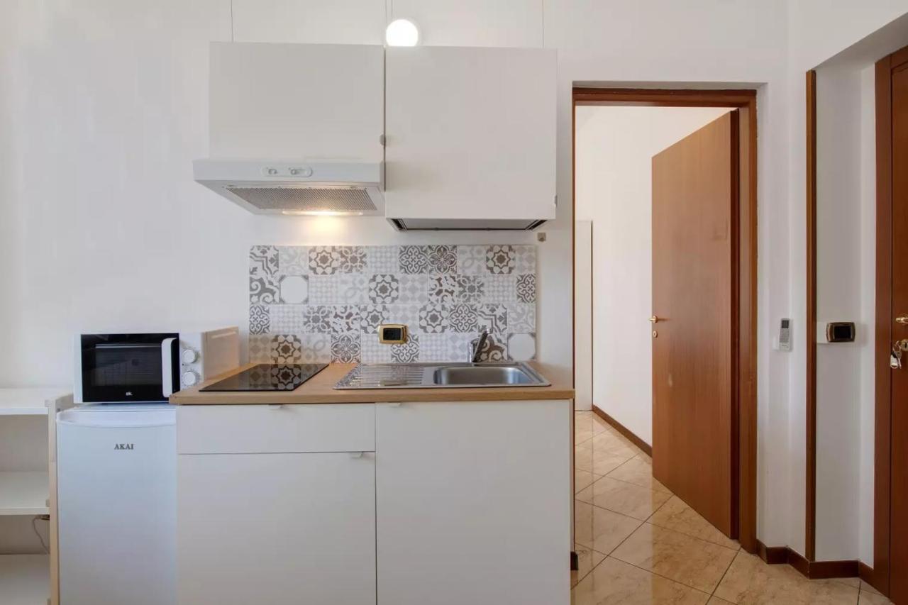 Civico 22 Apartment Пескиера дел Гарда Екстериор снимка