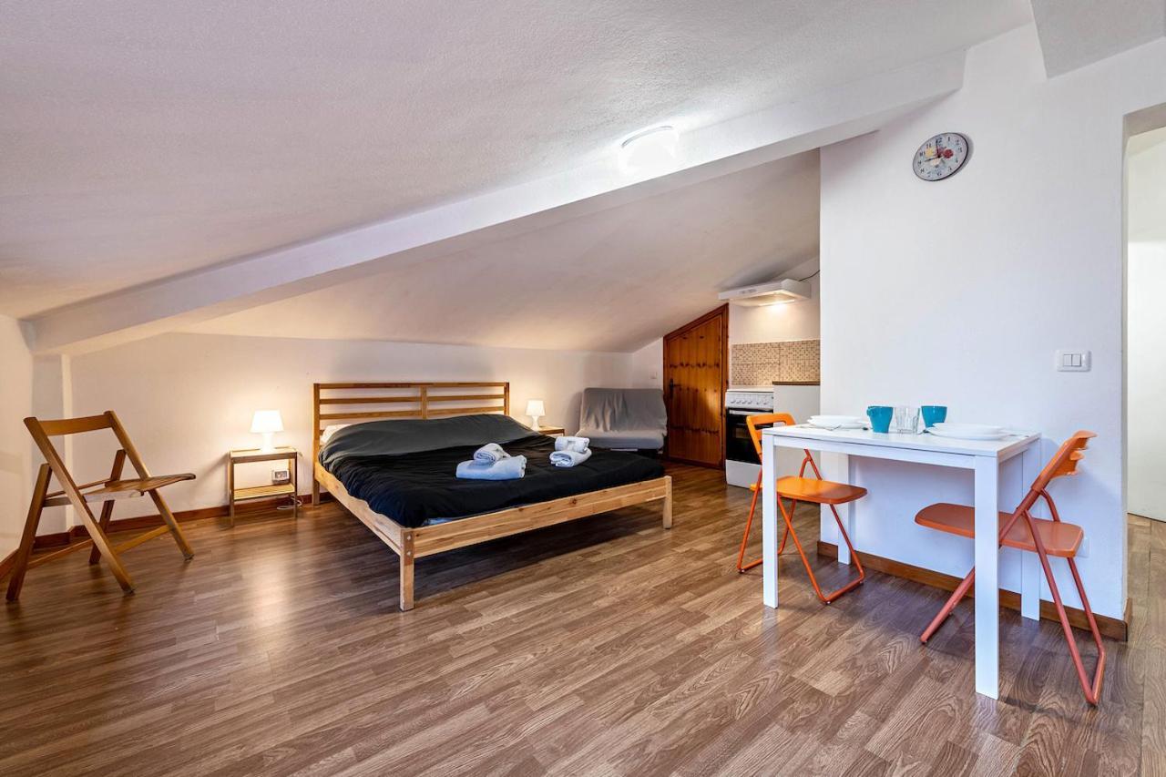 Civico 22 Apartment Пескиера дел Гарда Екстериор снимка