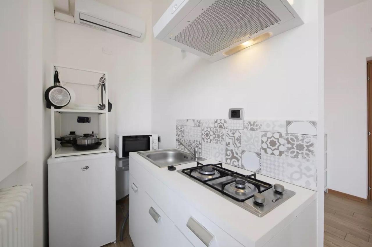 Civico 22 Apartment Пескиера дел Гарда Екстериор снимка