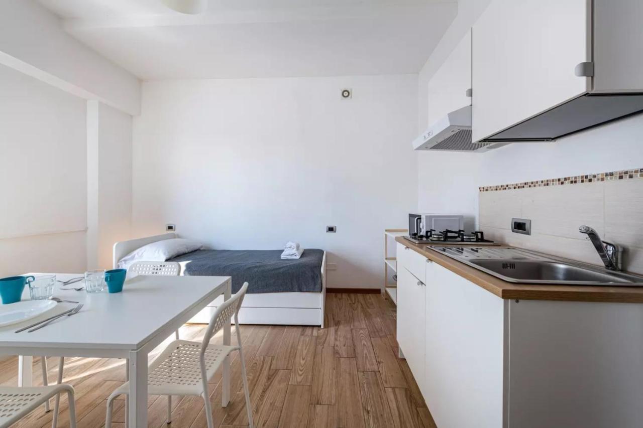 Civico 22 Apartment Пескиера дел Гарда Екстериор снимка